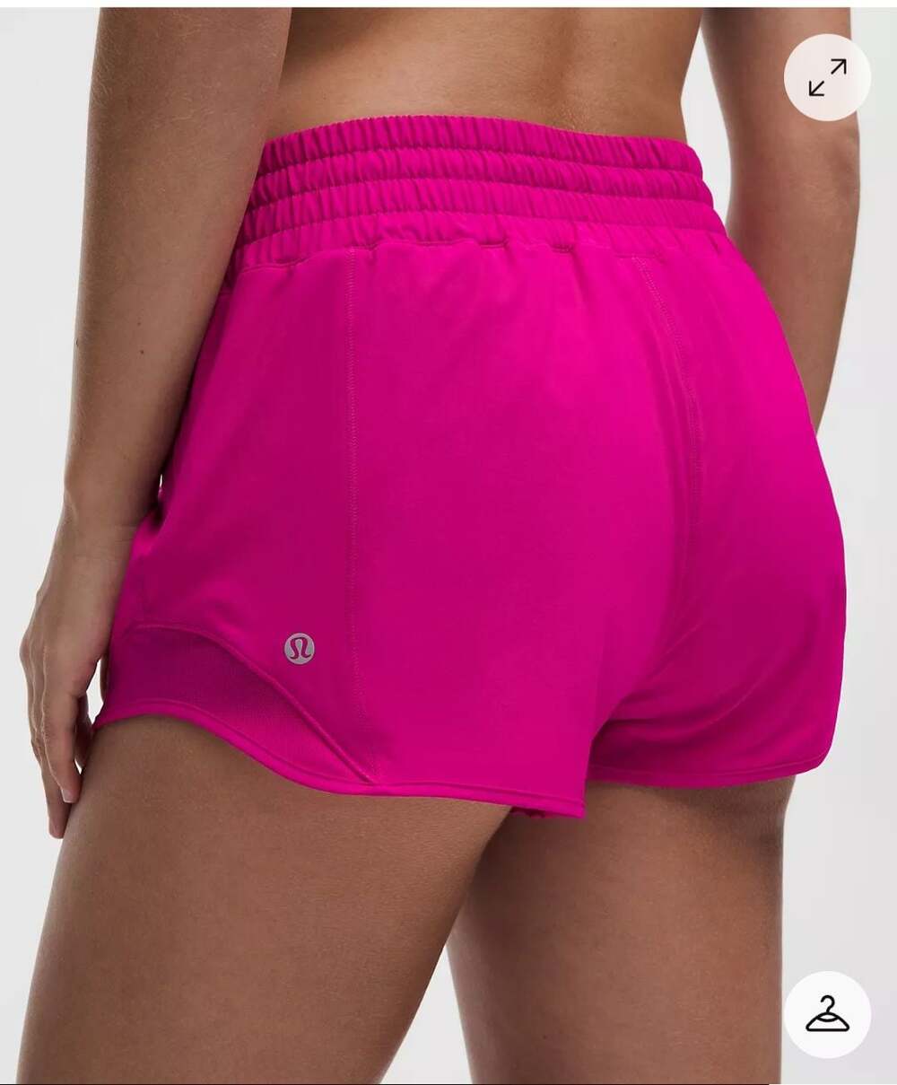 175 Lululemon Hotty Hot HR Short 2.5 " Pink Flare sz 4